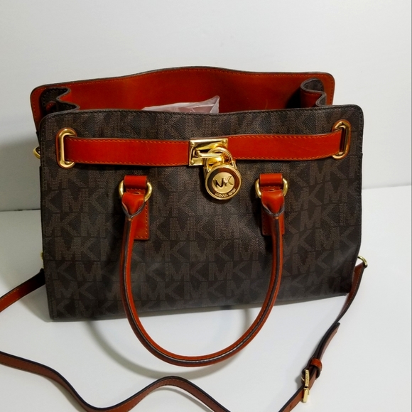 Michael Kors Hamilton bag w/cross body strap - Picture 1 of 12